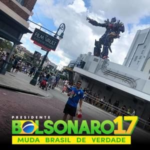 Meet your Posher, Gustavo